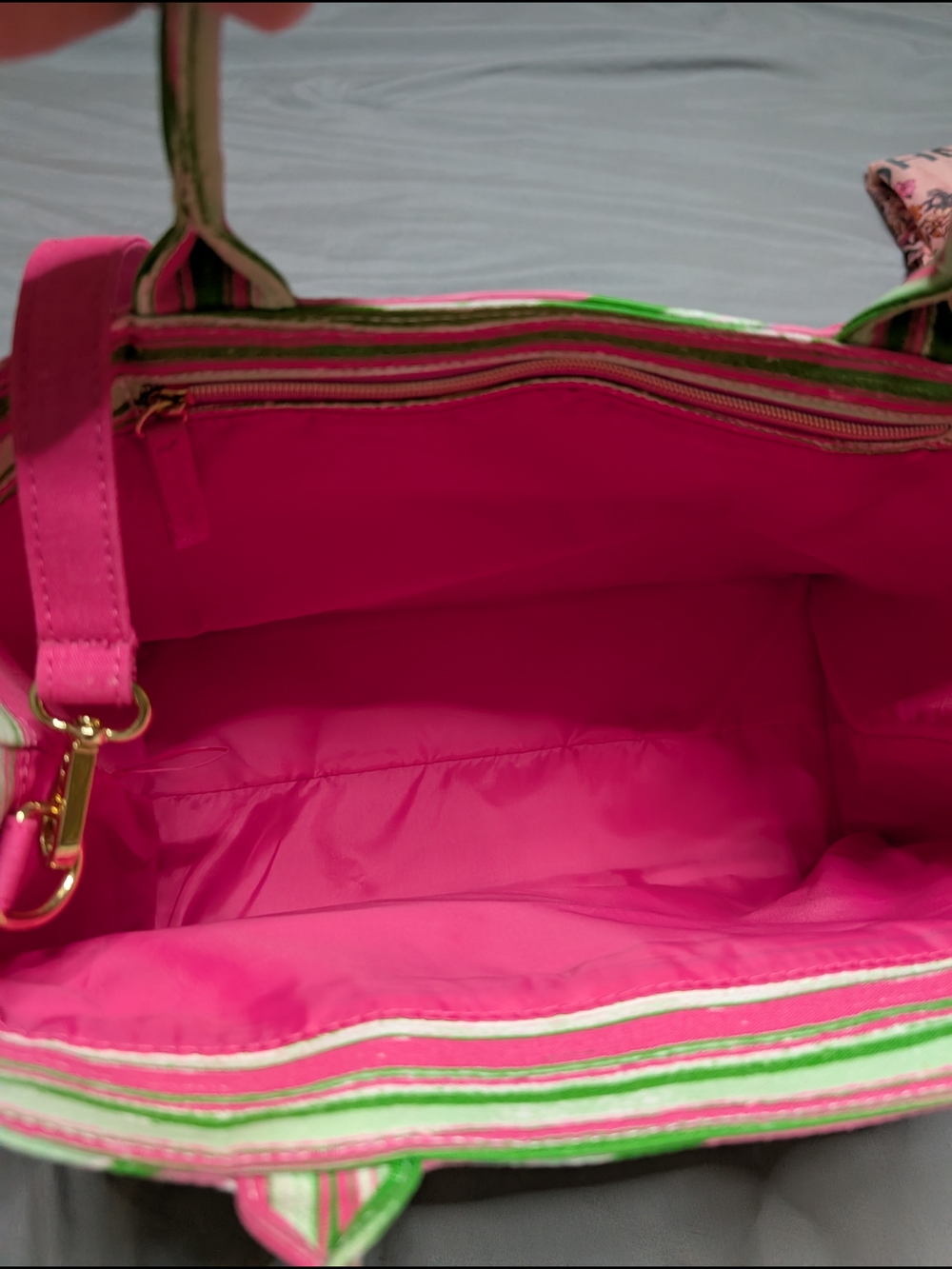Estee Lauder Pink & Green Floral Crossbody with Detachable Strap - Picture 3 of 7